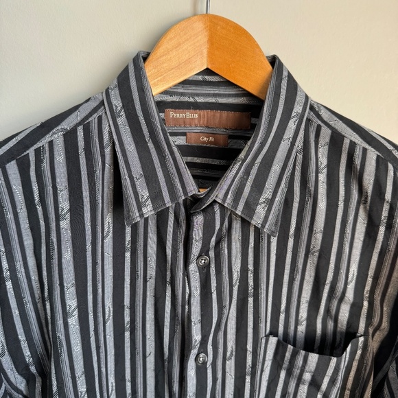 Perry Ellis City Fit Men's L Casual Dress Shirt Black/Gray Long Sleeve Button Up - Picture 5 of 13